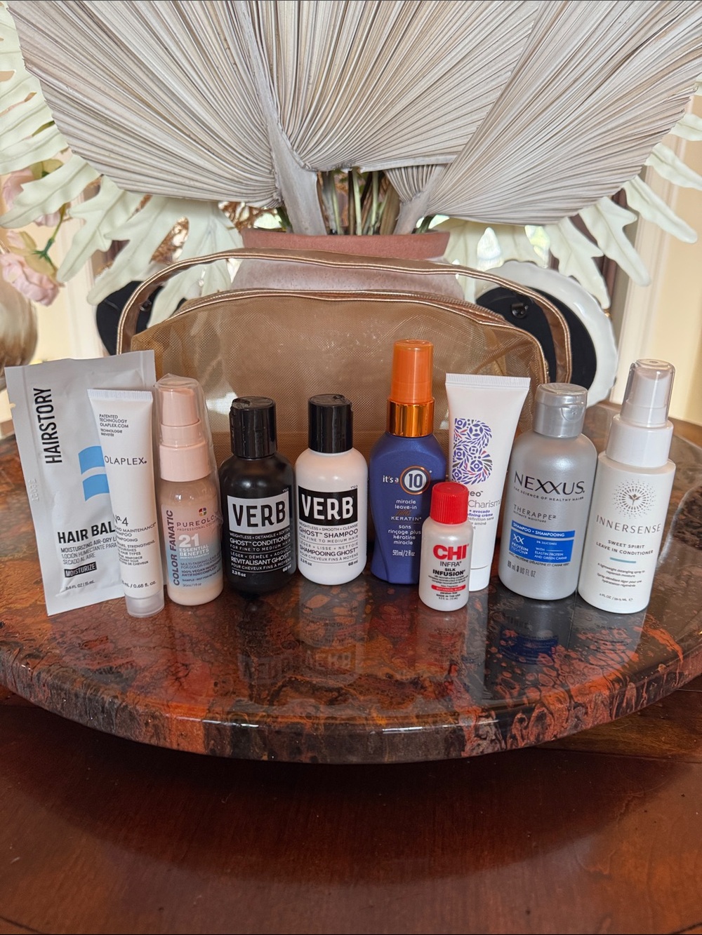 OLAPLEX 11 Piece Hair Set & Cosmetic Bag